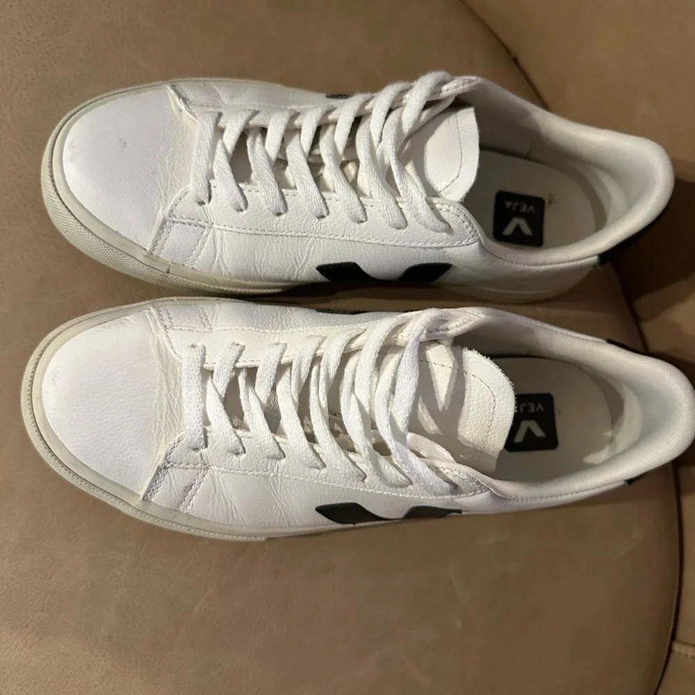 Veja Campo Sneakers, Extra White/Black, Size 40 EU / Womens  9 US - Picture 2 of 4